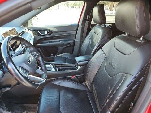 Used 2022 Jeep Compass Limited image 18