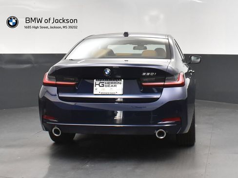 New 2026 BMW 330i Sedan w/ Convenience Package RWD image 7