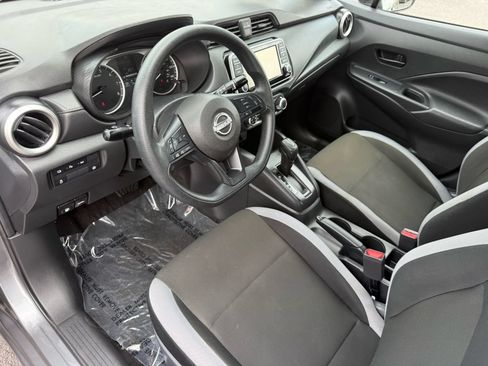 Used 2025 Nissan Versa S w/ Trunk Package FWD image 12