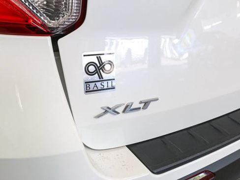 Used 2023 Ford Explorer XLT w/ Equipment Group 202A AWD/4WD image 9