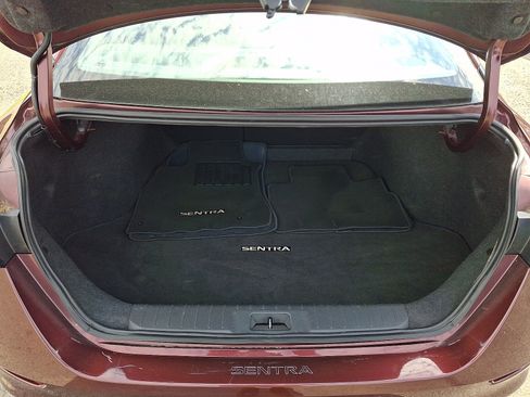 Certified 2025 Nissan Sentra SV FWD image 29