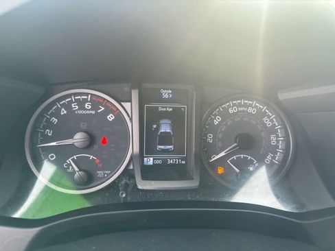 Used 2021 Toyota Tacoma TRD Sport image 10