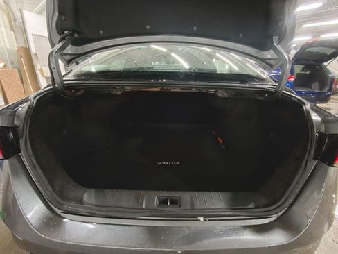 Used 2024 Nissan Sentra SV image 24