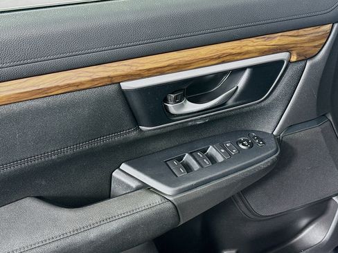 Used 2018 Honda CR-V EX image 15