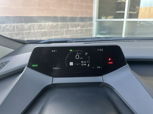 Used 2024 Toyota Prius XLE image 14