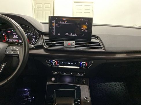Used 2023 Audi Q5 2.0T Premium image 13