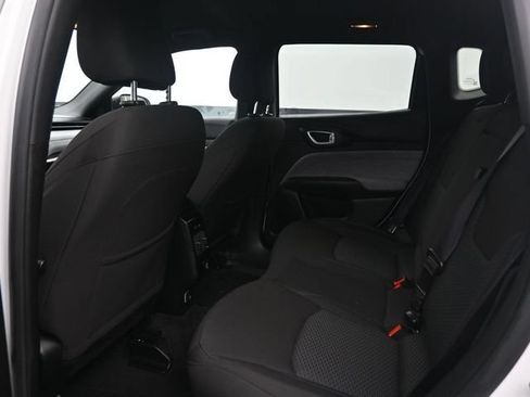 Used 2024 Jeep Compass Sport AWD/4WD image 16