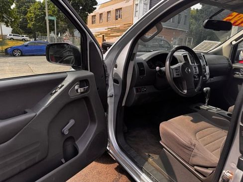 Used 2017 Nissan Frontier S RWD image 8