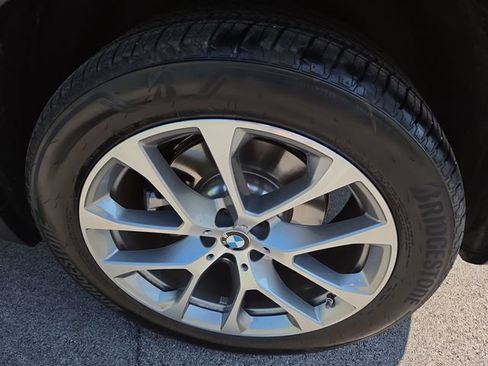 Used 2024 BMW X5 xDrive40i w/ Parking Assistance Package AWD/4WD image 31