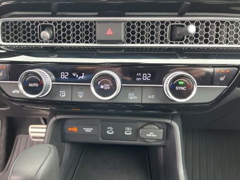 Used 2025 Honda Civic Sport image 17