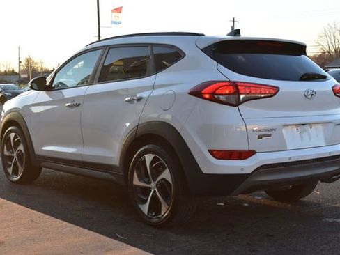 Used 2016 Hyundai Tucson Limited w/ Option Group 03 image 16