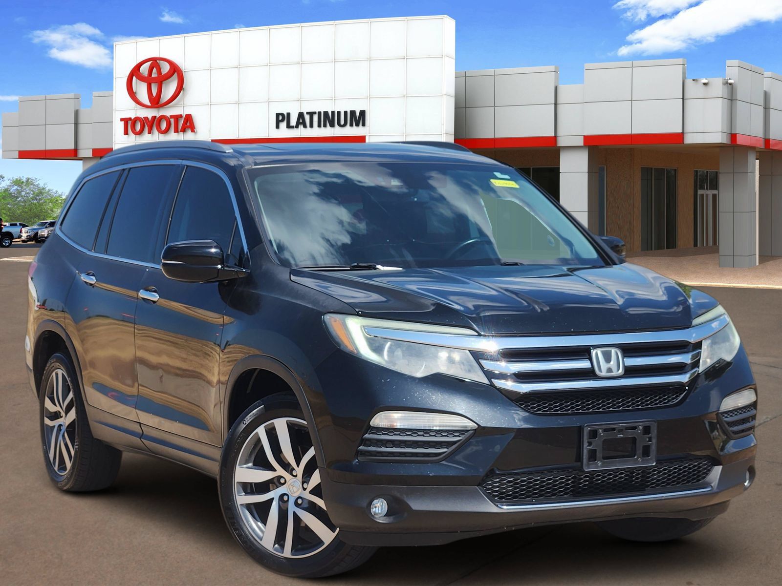 Used 2017 Honda Pilot Elite 360° Tour