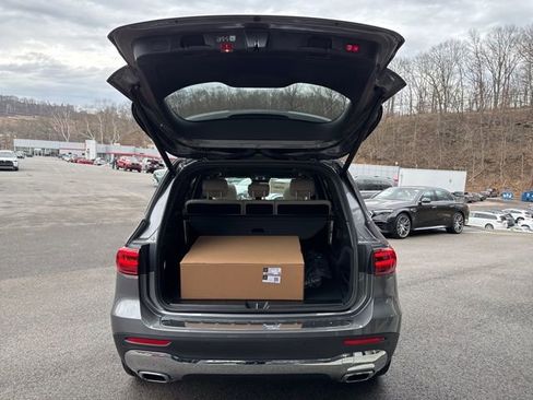 New 2026 Mercedes-Benz GLB 250 4MATIC image 9