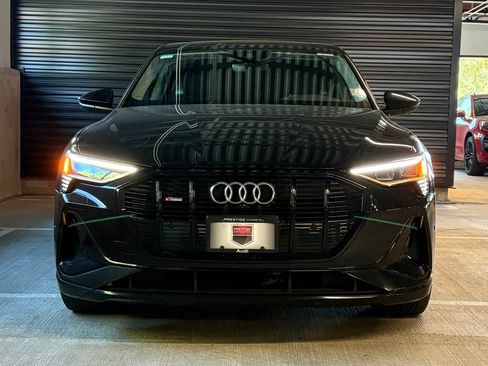 Used 2022 Audi e-tron Premium AWD/4WD image 6