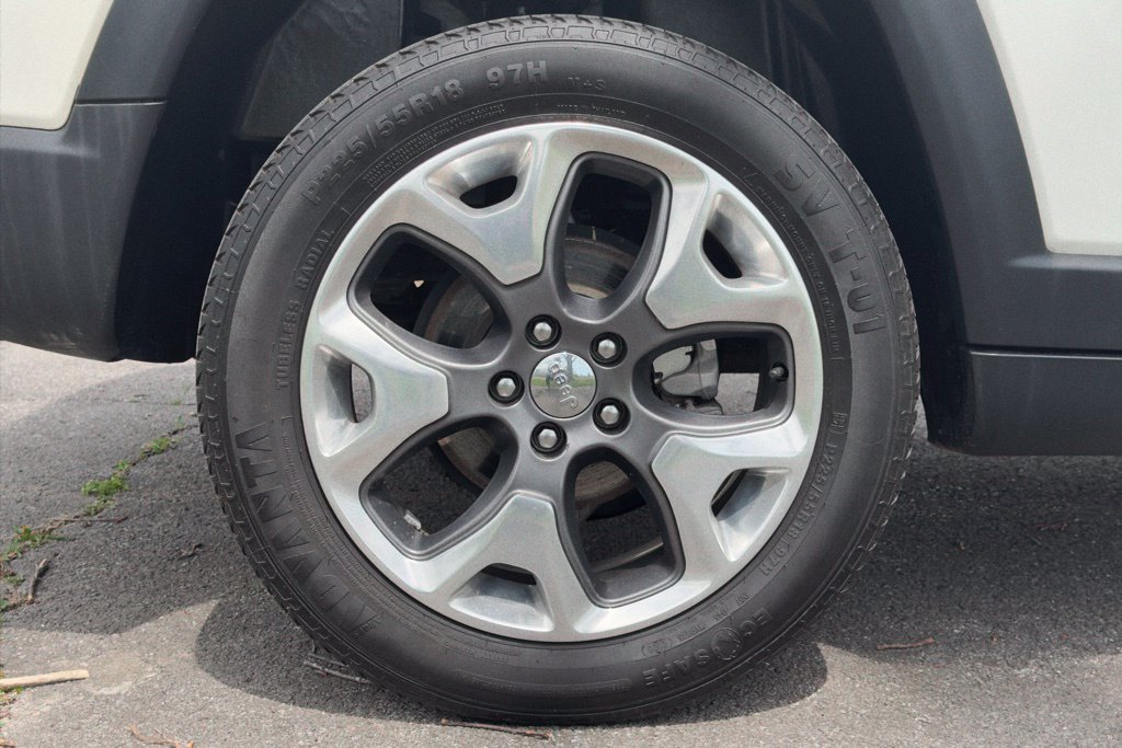 Used 2021 Jeep Compass Limited AWD/4WD image 26