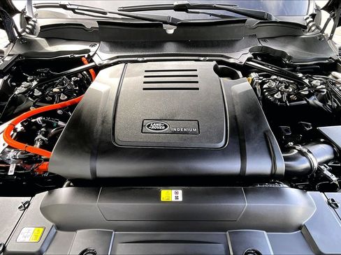 Used 2020 Land Rover Range Rover Sport HSE image 10