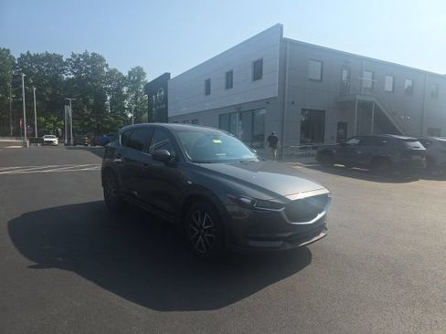 Used 2018 MAZDA CX-5 Touring w/ Preferred Equipment Package AWD/4WD image 8