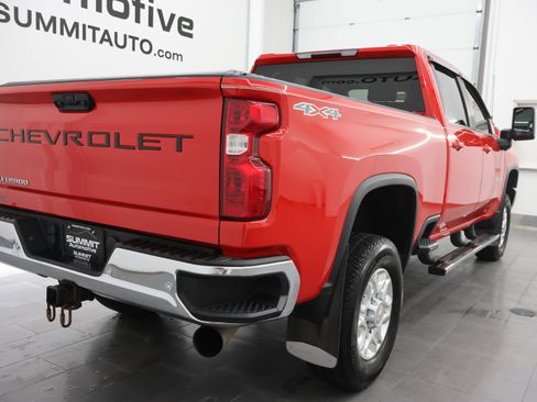 Used 2023 Chevrolet Silverado 3500 LT w/ All Star Edition AWD/4WD image 4