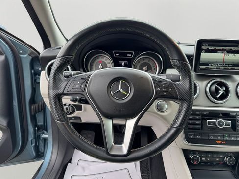 Used 2015 Mercedes-Benz GLA 250 4MATIC image 19