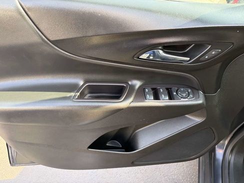 Used 2022 Chevrolet Equinox LT image 15