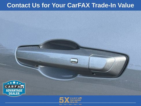 Used 2025 Chevrolet Equinox LT FWD image 27