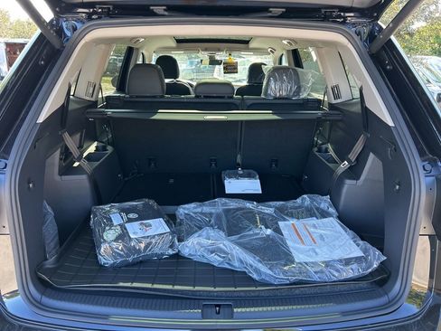 New 2026 Volkswagen Atlas SE FWD image 52