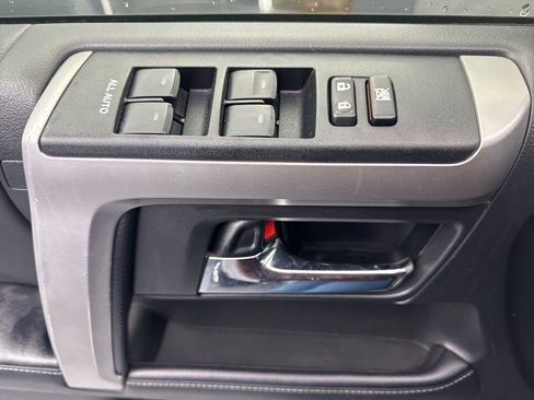 Used 2020 Toyota 4Runner SR5 image 26