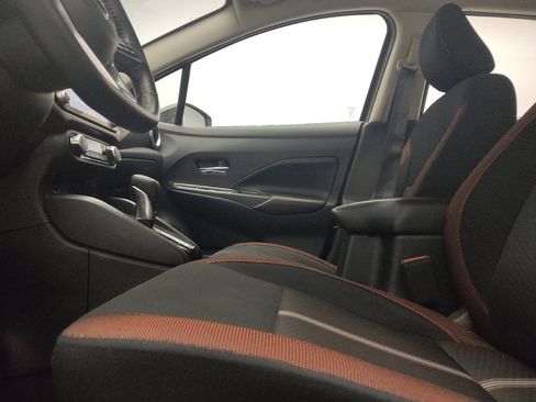 Used 2025 Nissan Versa SR w/ Trunk Package FWD image 17