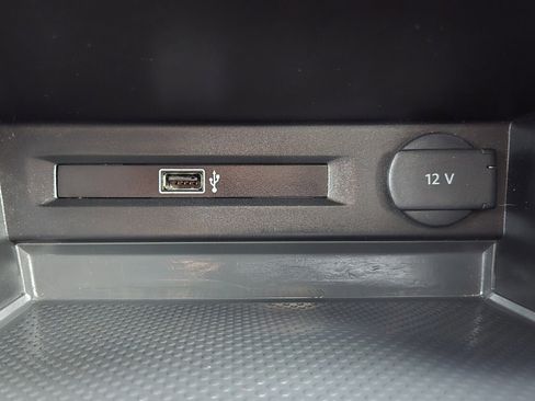 Used 2019 Volkswagen Tiguan S w/ Driver Assistance Package image 16