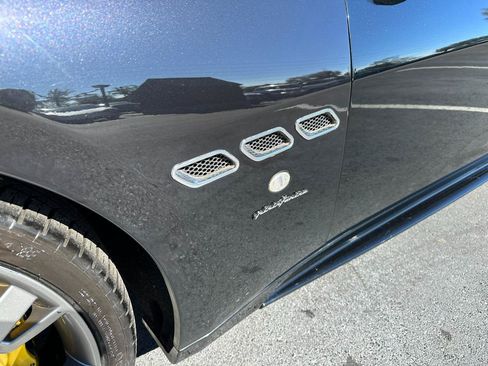 Used 2011 Maserati GranTurismo S RWD image 15