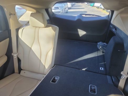 Used 2023 Acura RDX w/ Technology Package image 9