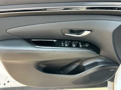 Used 2022 Hyundai Tucson Limited AWD/4WD image 17