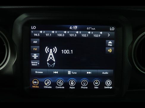 Used 2023 Jeep Gladiator Sport AWD/4WD image 24