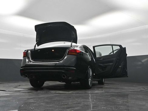 Used 2023 Nissan Altima 2.5 SL AWD/4WD image 30