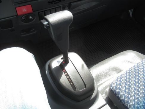 New 2025 Chevrolet Low Cab Forward image 15