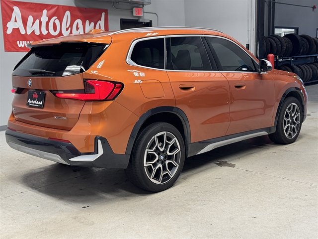 Used 2023 BMW X1 xDrive28i w/ Premium Package AWD/4WD image 9