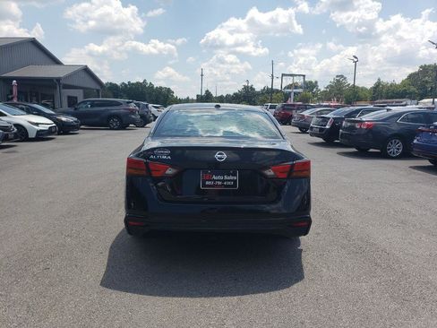 Used 2019 Nissan Altima 2.5 S FWD image 3