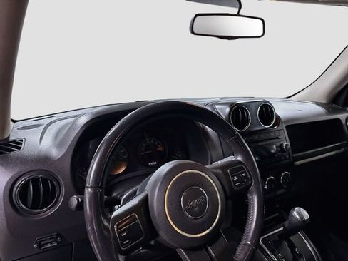Used 2016 Jeep Patriot Sport FWD image 10