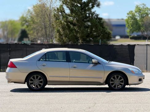 Used 2006 Honda Accord EX-L image 7
