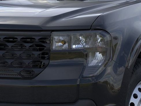 New 2026 Ford Maverick XL FWD image 17