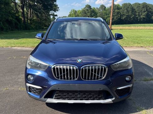 Used 2017 BMW X1 sDrive28i FWD image 3