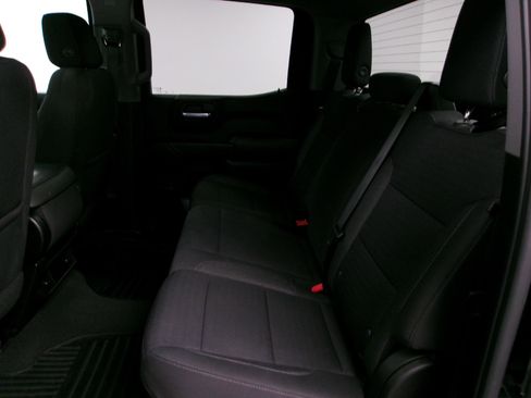 Used 2022 Chevrolet Silverado 1500 Custom Trail Boss AWD/4WD image 8