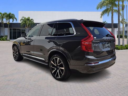 Used 2024 Volvo XC90 B6 Ultimate w/ Lounge Package image 5