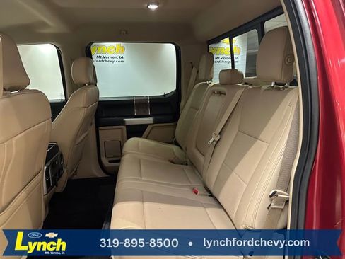 Used 2018 Ford F250 Lariat w/ Chrome Package image 19