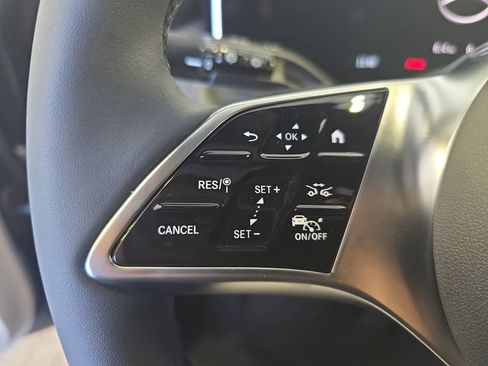 New 2026 Mercedes-Benz GLC 300 image 18