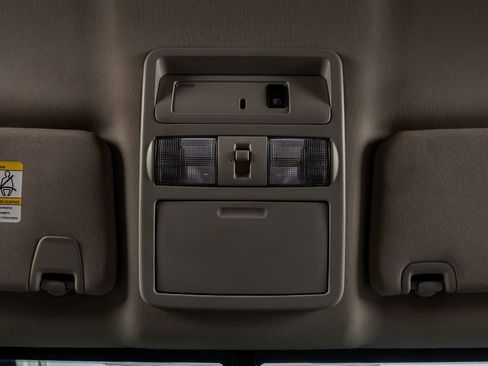 Used 2017 Nissan Titan PRO-4X image 27