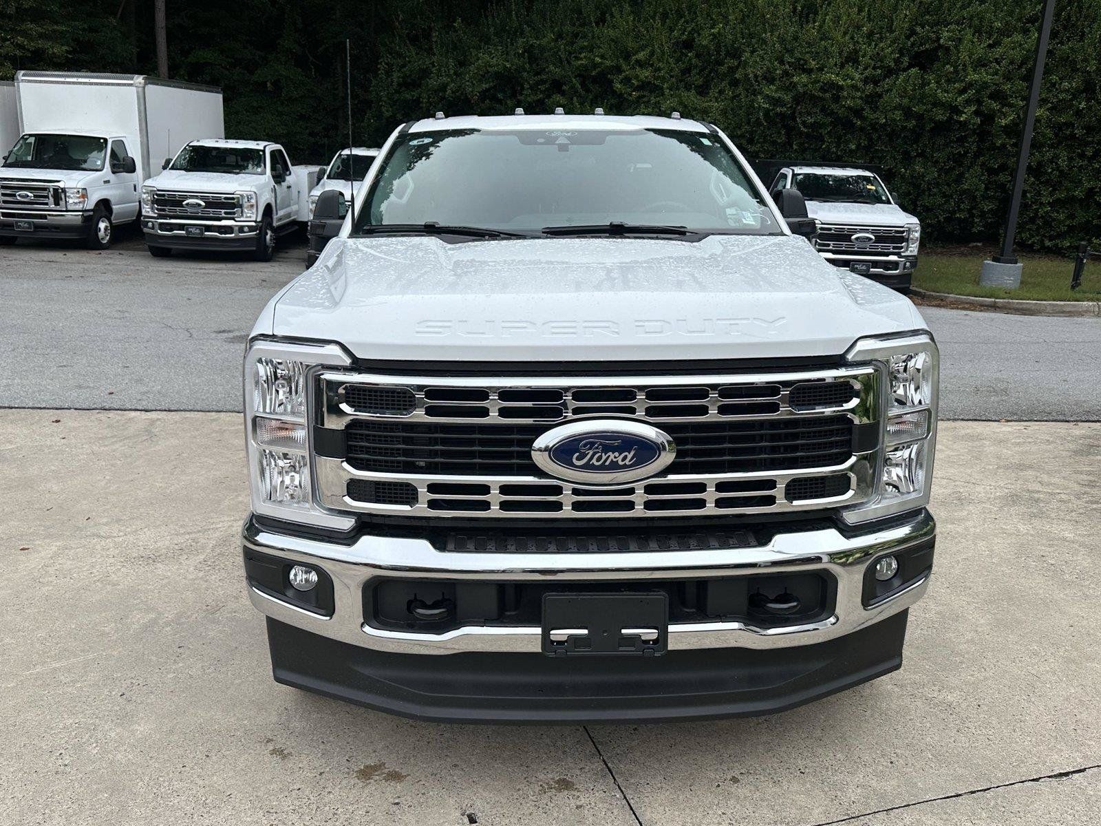 New 2025 Ford F350 XL w/ XL Chrome Package AWD/4WD image 2