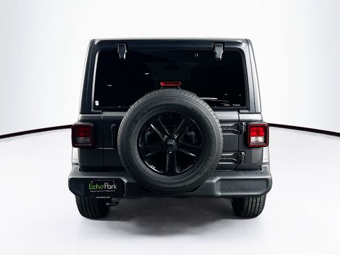Used 2023 Jeep Wrangler Unlimited Sport AWD/4WD image 7