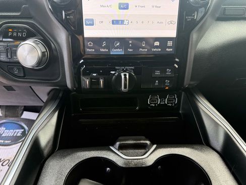 Used 2024 RAM 1500 Laramie image 38