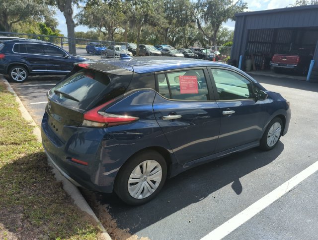 Certified 2025 Nissan Leaf S FWD image 2